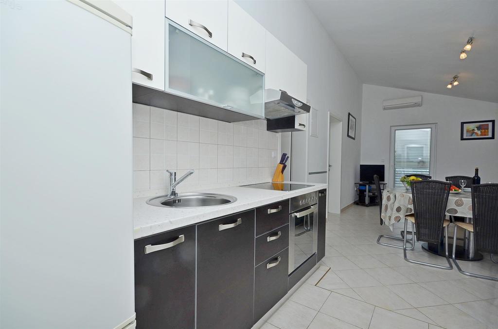 Apartments Sime Водице Екстериор снимка