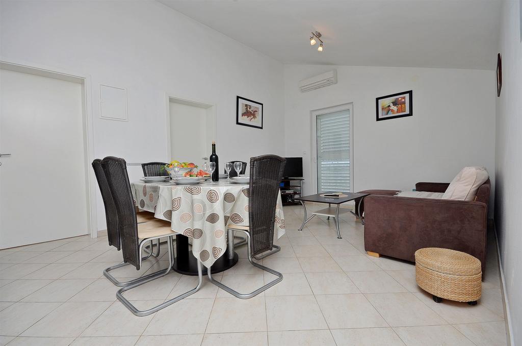 Apartments Sime Водице Екстериор снимка