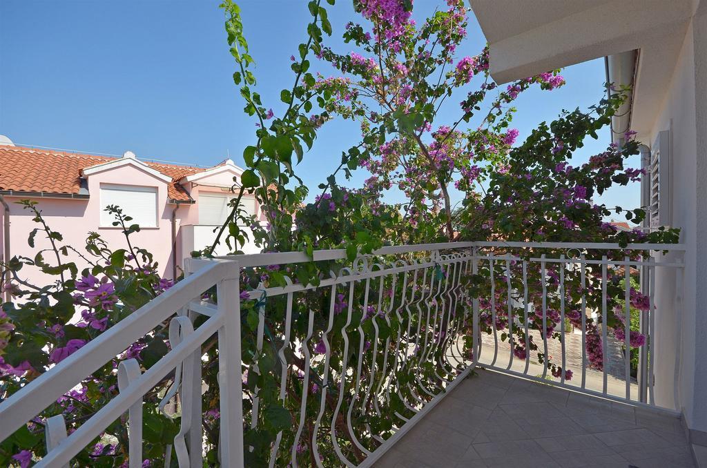 Apartments Sime Водице Екстериор снимка